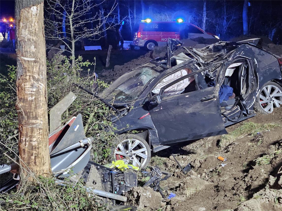 Schwerer Unfall auf dem Hülmer Deich
