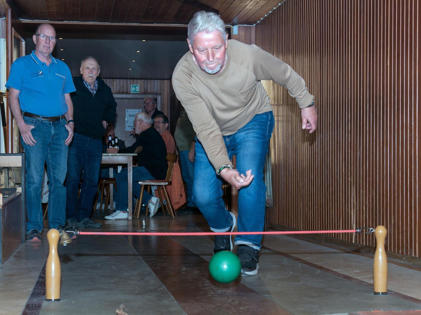 700 Kegler beim 13. Veener Kegelpokal 700 Kegler beim 13. Veener Kegelpokal