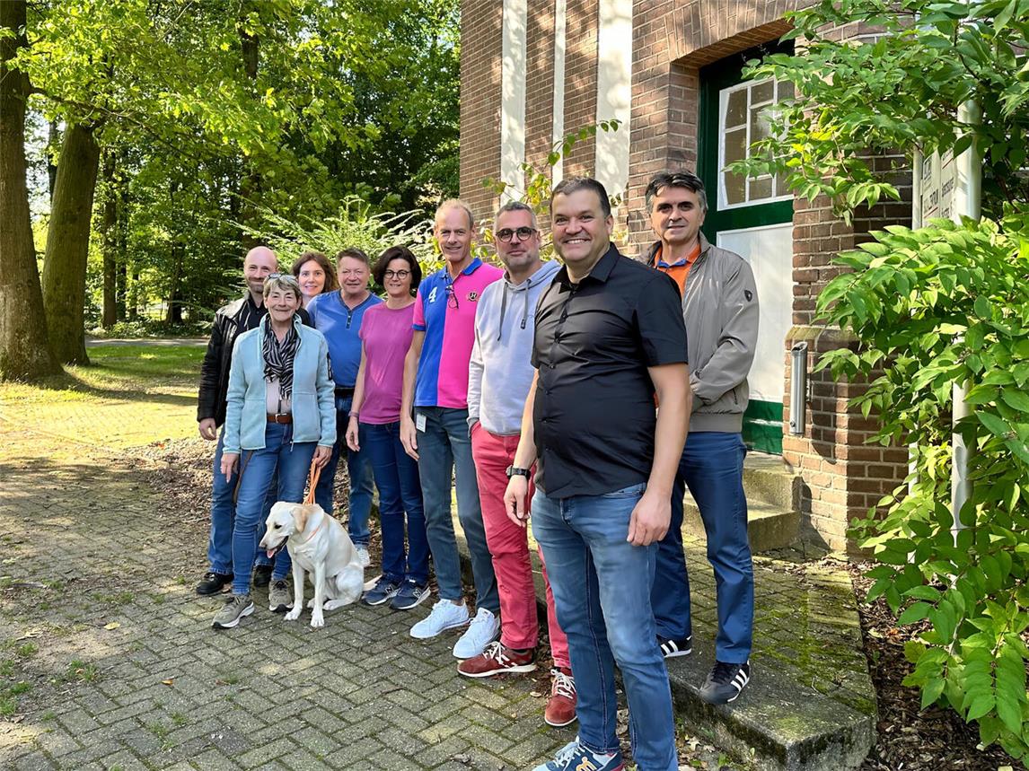 Bildung ist eine wesentliche Voraussetzung für eine gesellschaftliche Teilhabe. In der LVR-Klinik Bedburg-Hau arbeitet ein neunköpfiges Lehrerteam, um forensischen Patienten durch individuelle Bildungsangebote den Wiedereinstieg in die Gesellschaft zu erleichtern. Foto: LVR-Klinik Bedburg-Hau