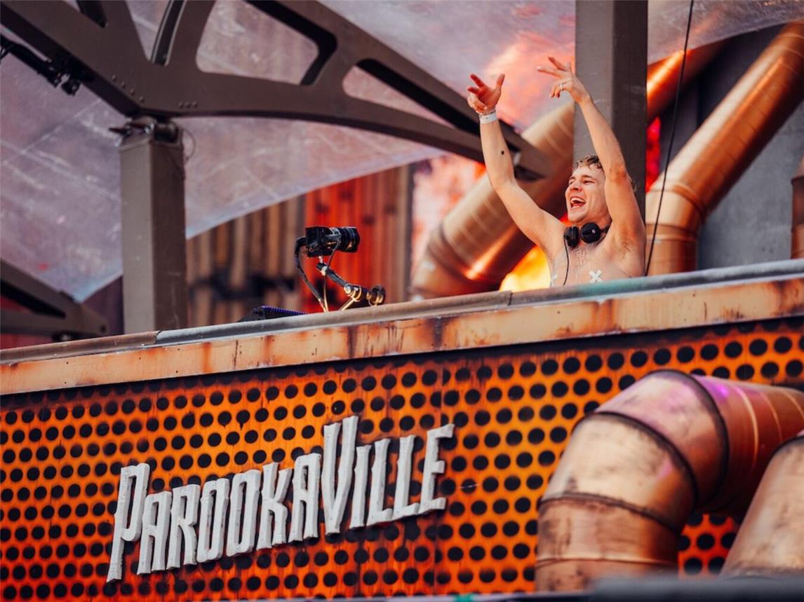 Bisher hat Felix Jaehn keine Edition der Madness City ausgelassen. In diesem Jahr wird er am Festival-Sonntag für Ausnahmezustand sorgen.Foto: James Bridle