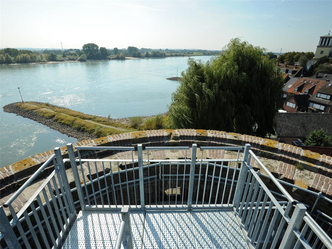 Blick vom Mühlenturm in Rees. Foto: Stadt Rees/AE