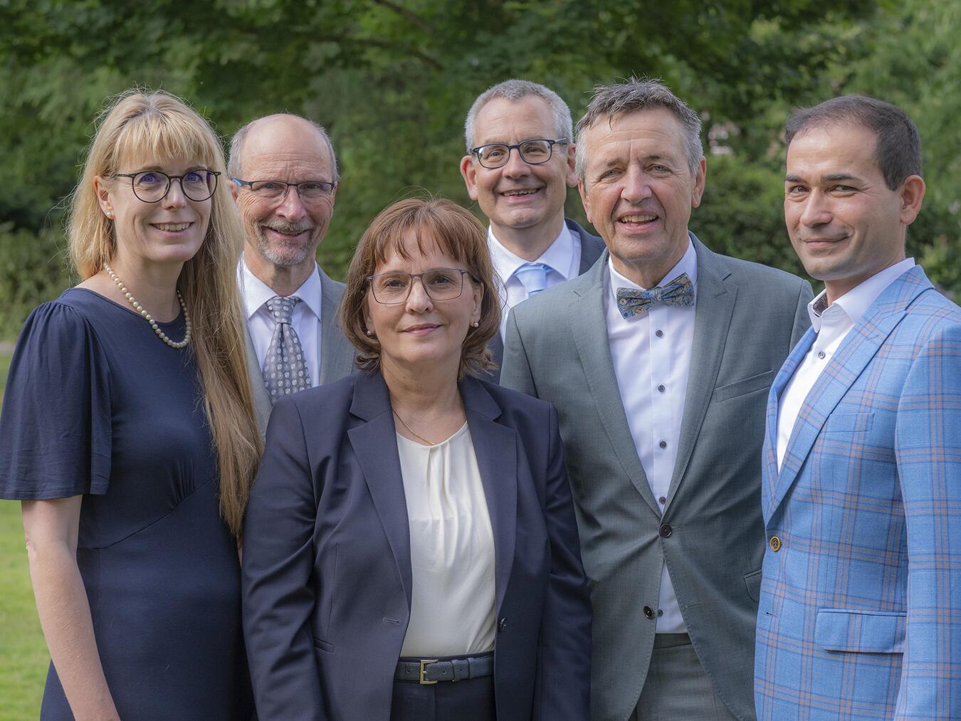 Blickten gemeinsam zurück: (v.l.n.r.) Ina Wegner, Prof. Dr. Volker Runde, Dr. Sabine Kisselbach, Johannes Bellen, Dr. med. Rüdiger Kerner und Sadik Tastan.Foto: Thomas Momsen