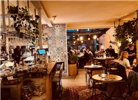 Bowls, Burger, Fingerfood und ausgefallene Cocktails: Die Pura Vida Foodbar in M...
