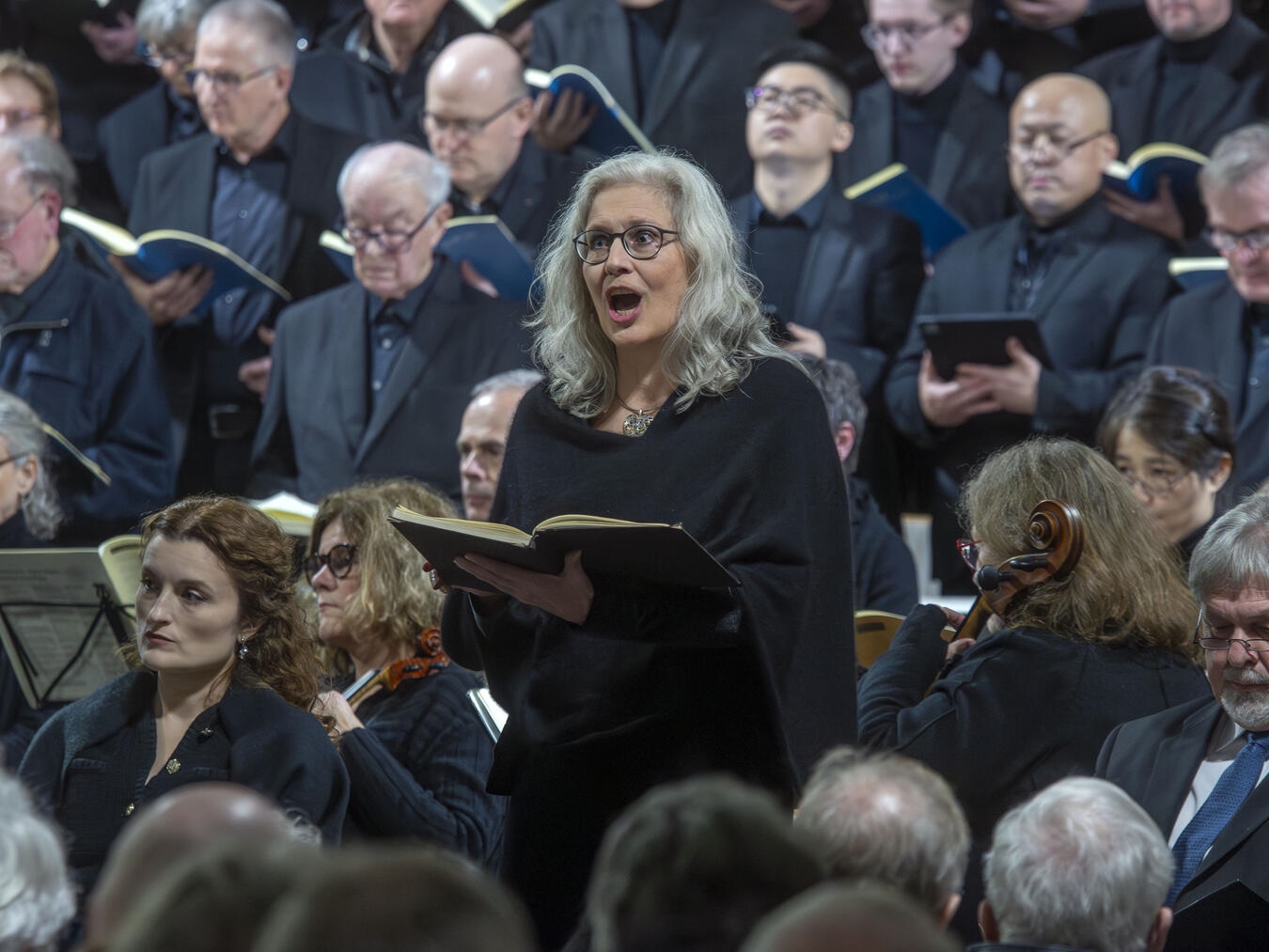 Christa Bonhoff war eine der Solistinnen. NN-Fotos (3): Gerhard Seybert