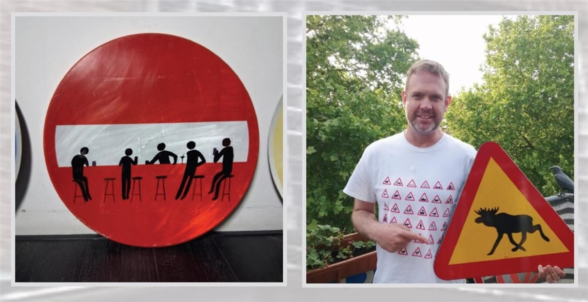 Daniel Maciszonek lächelt in seiner Kunstausstellung; Kunst, Ausstellung, Künstler, Daniel Maciszonek.