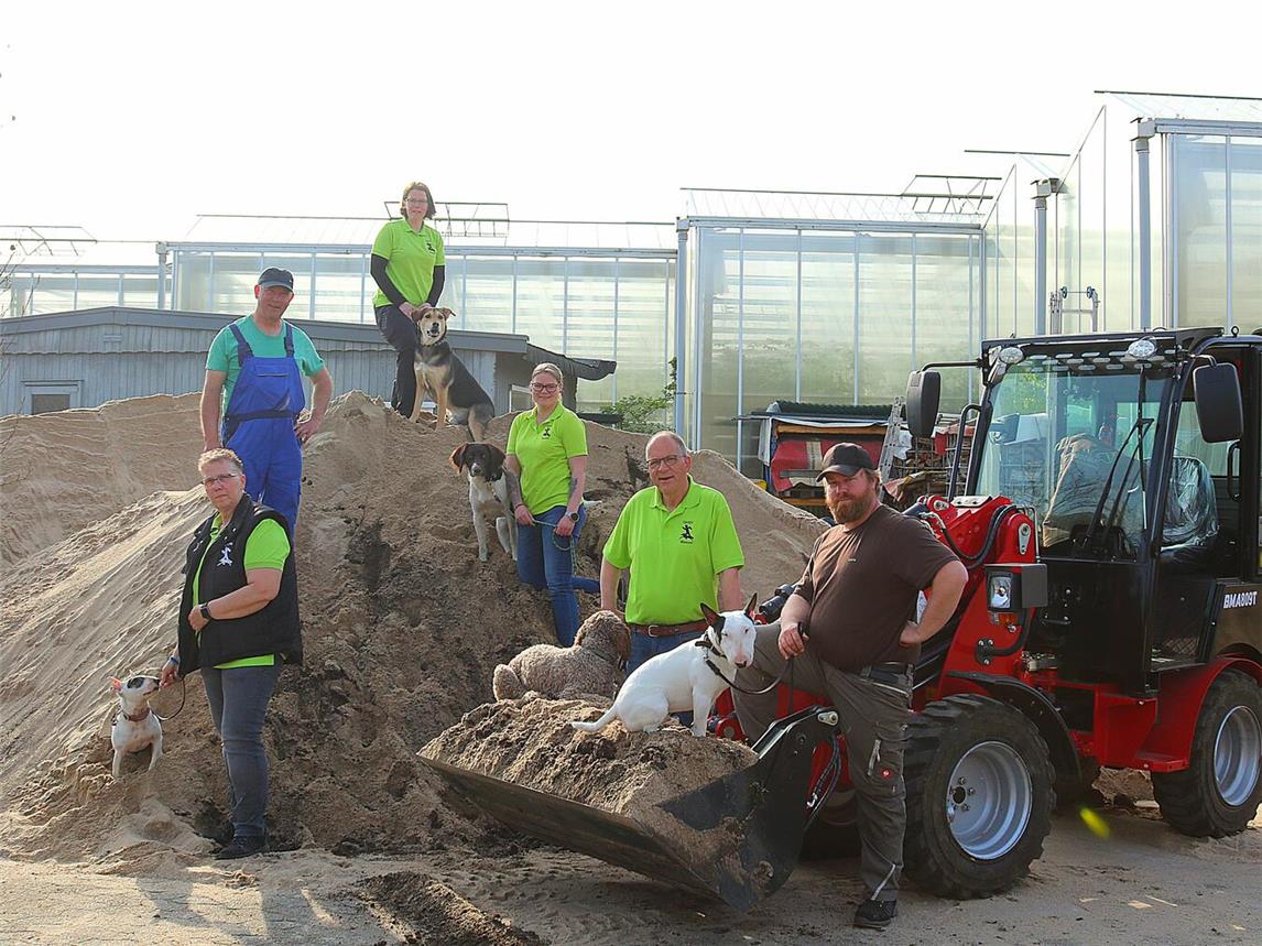 Dank vieler Spenden und Helfer konnte der Hundesportverein Weeze seinen Platz auf Vordermann bringen. Foto: GHSV