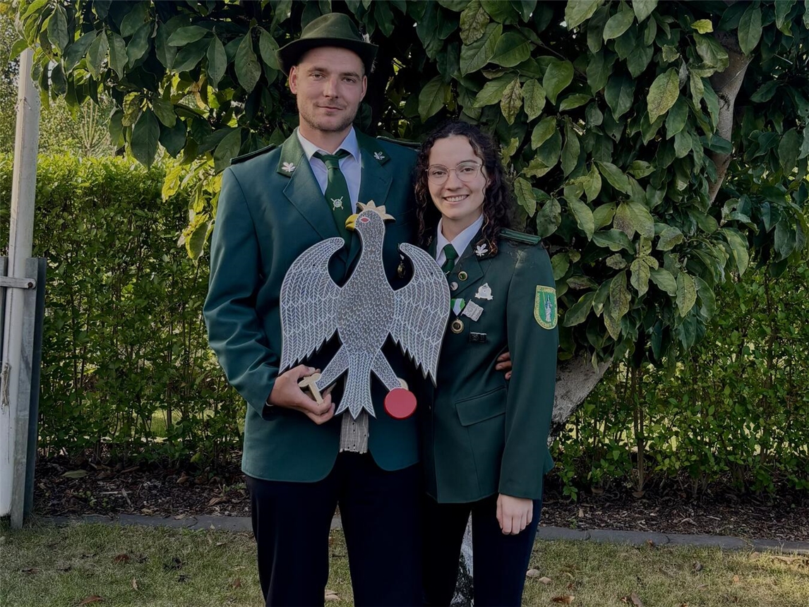 Das Appeldorner Königspaar: Louis I. Lehmann und Lena I. Heck Foto: Schützen