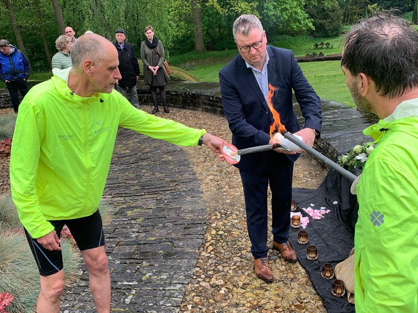 Das Befreiungsfeuer kommt auch nach Weeze. Foto: privat