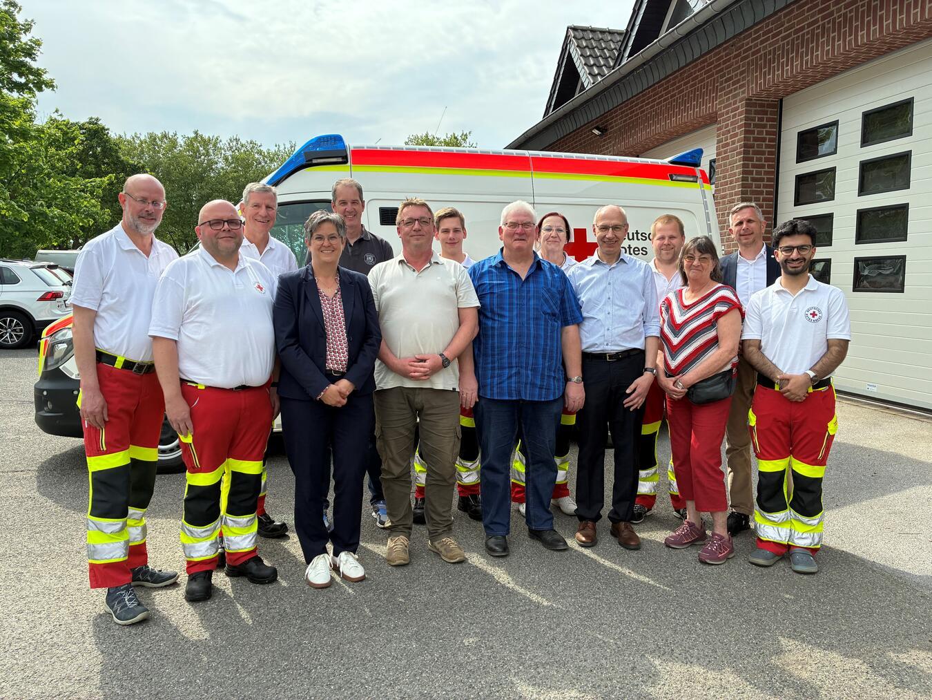 Das DRK Alpen plant eine große Investition in die Zukunft: Den Bau einer Rettungswache, hinter dem derzeit bestehenden DRK Heim. Foto: privat