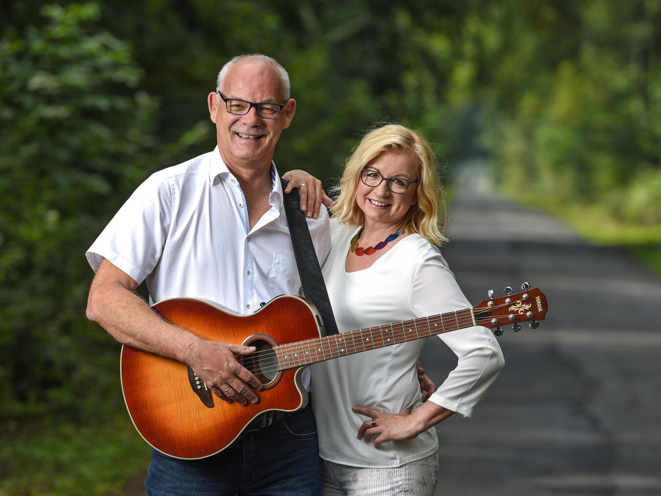 Das Duo Hörbar ist am Samstag, 27. Juli, zu Gast auf dem Friedensplatz in Goch. Foto: MVO