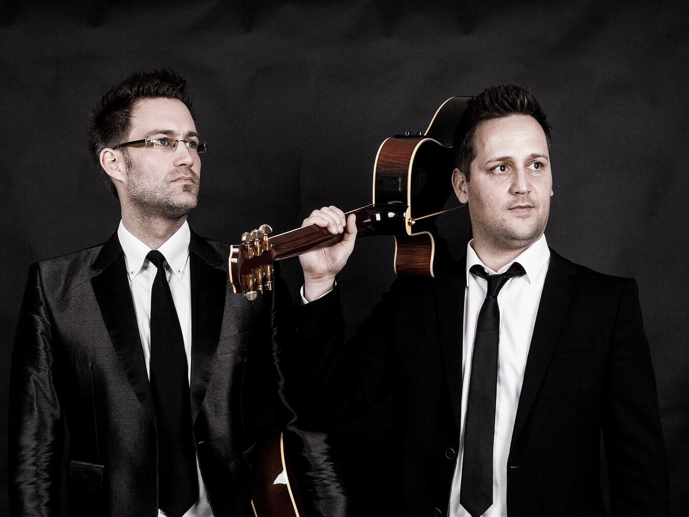 "Das Duo Musicna, Musiker bei Live-Auftritt, Livemusik-Performance, Foto privat"