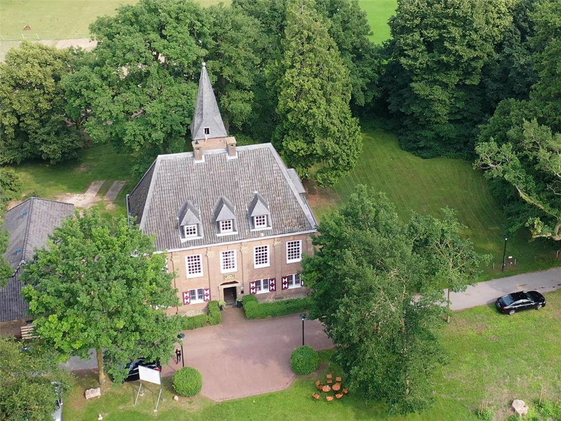 Das Ensemble Schlösschen Borghees. Foto: privat