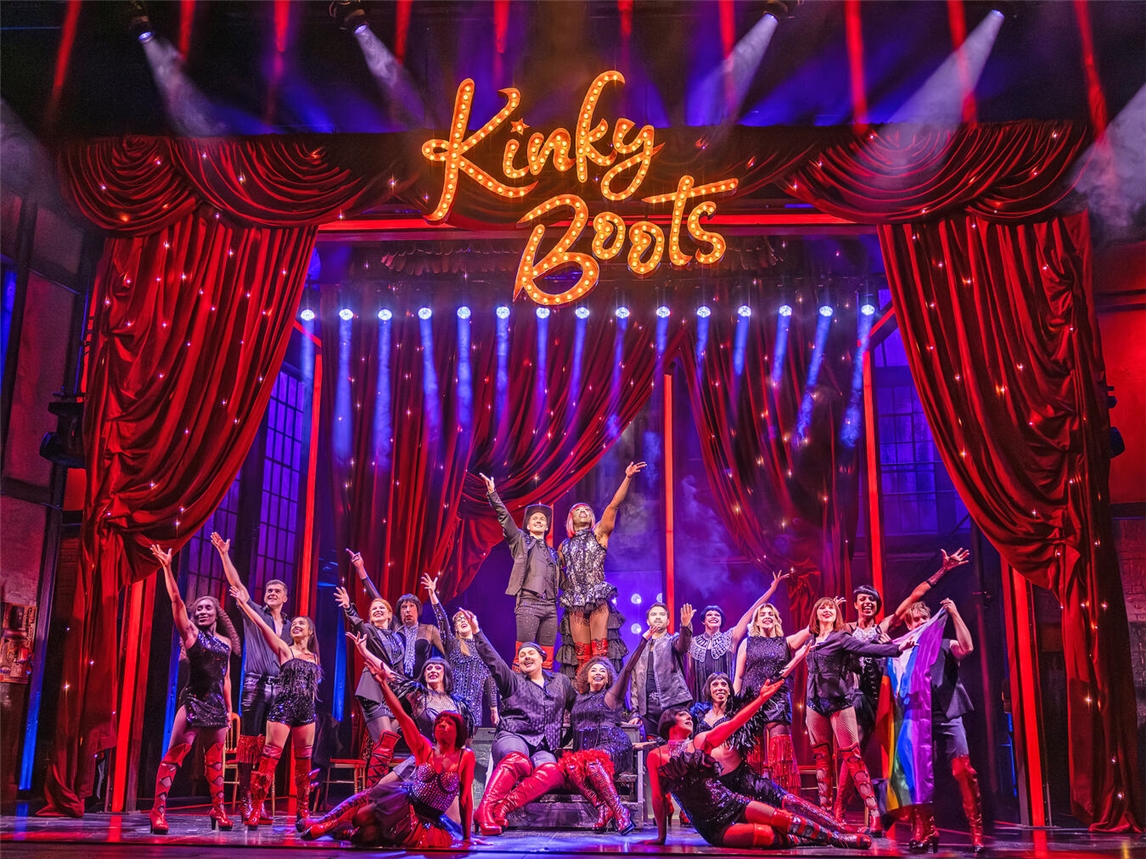Das Erfolgsmusical „Kinky Boots gastiert ab dem 20. Januar in Oberhausen. Foto: Pamela Raith