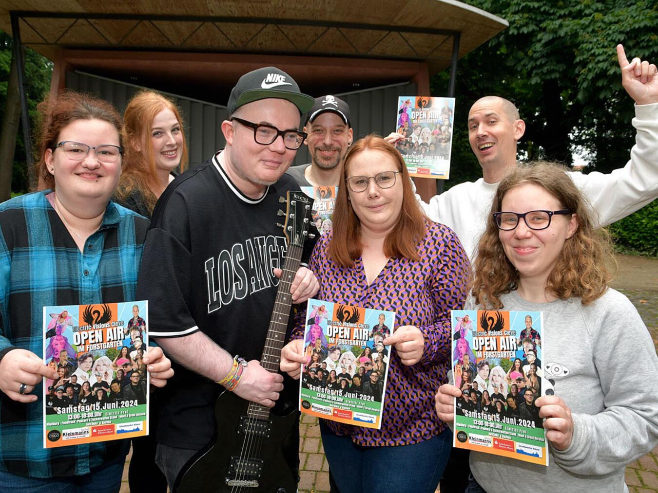 EVC lädt zum Familienfest Das EVC-Team um Andre Müller (3.v.l.) freut sich auf die nächsten Events.NN-Foto: Rüdiger Dehnen