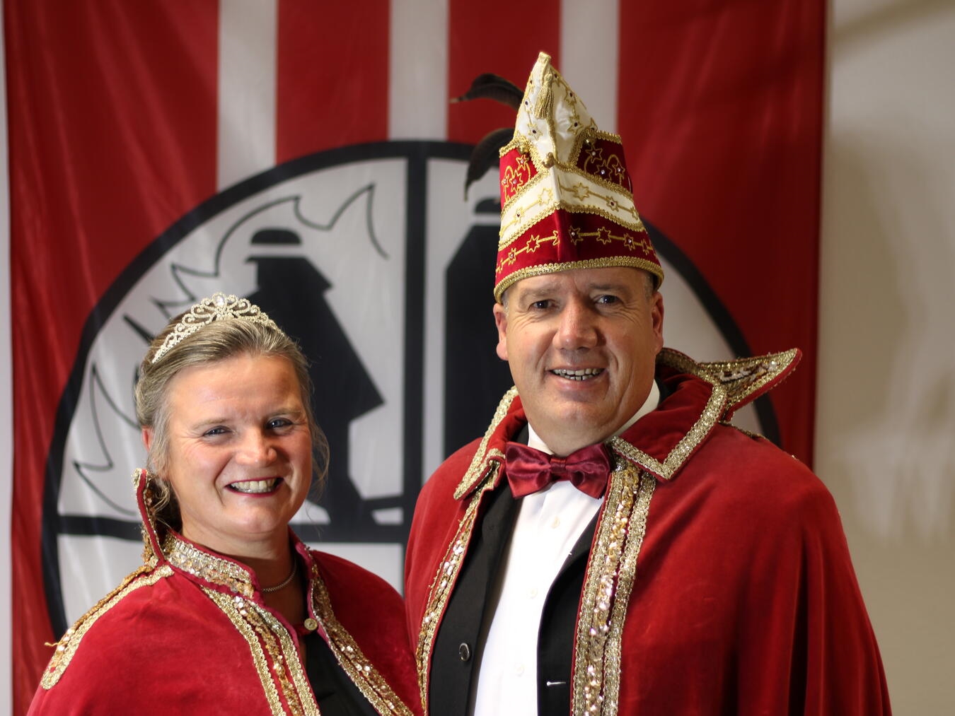Das Halderner Prinzenpaar Stefan und Tanja Seesing freut sich auf die Karnevalssitzungen im Saal Tepferdt. Foto: privat
