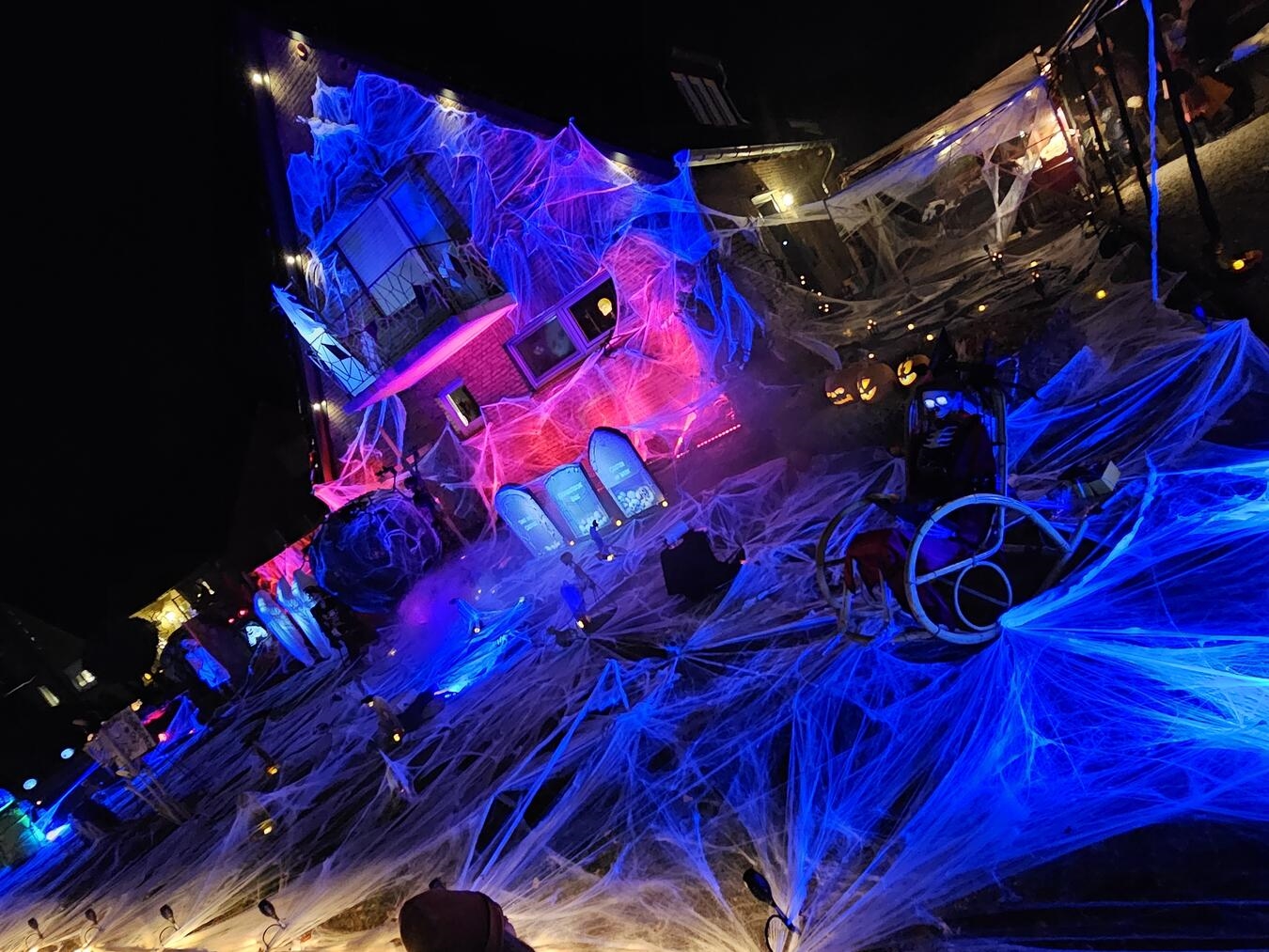 Das Halloween-Haus von Tobias Leufkens im vergangenen Jahr. Foto: Tobias Leufkens