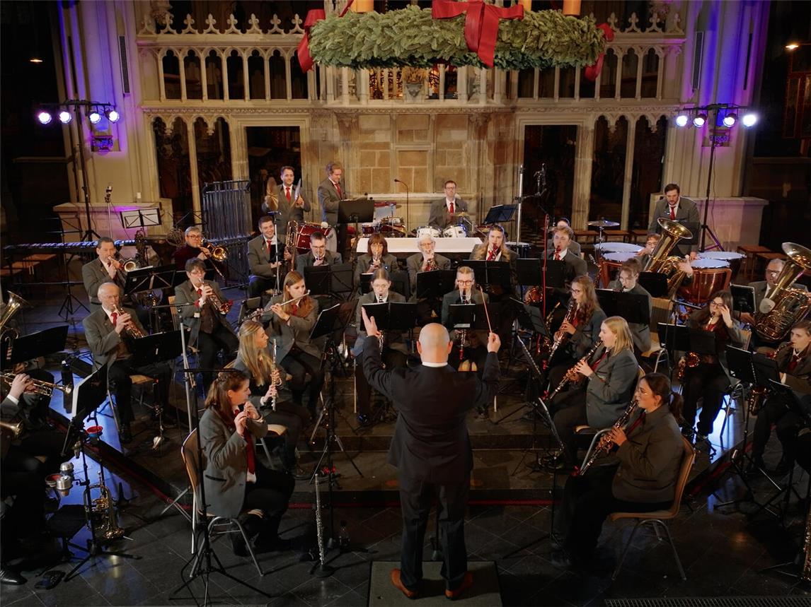 Das Hauptorchester unter der Leitung des Dirigenten Wolfgang Güdden. Foto: Harmonie Sonsbeck/Labbeck