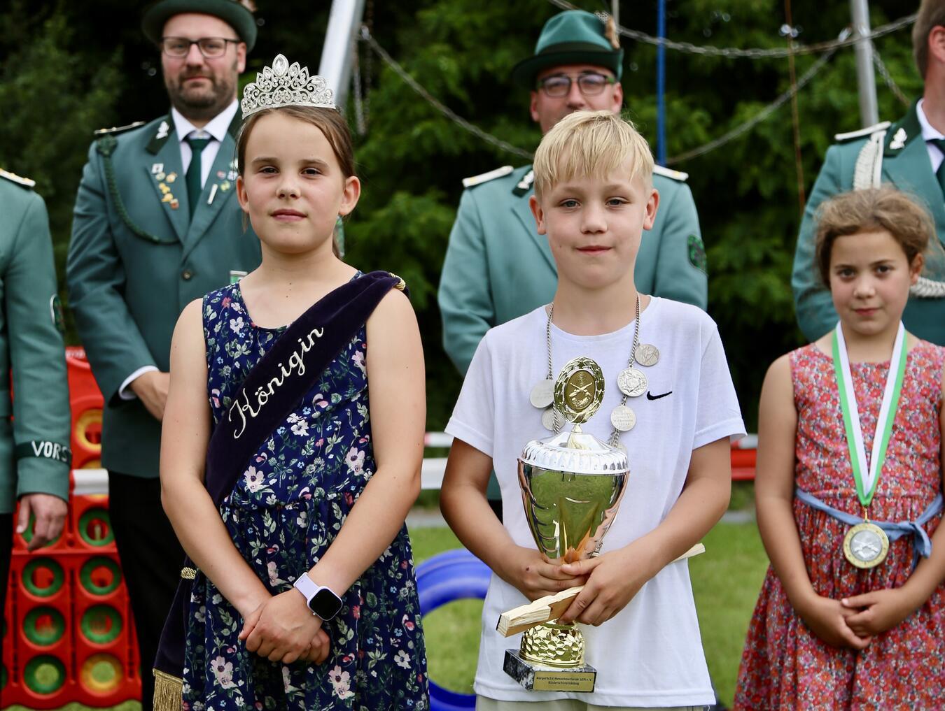 Das Kinderkönigspaar 2025 Jan Linke und Laura Angenendt. Foto: privat