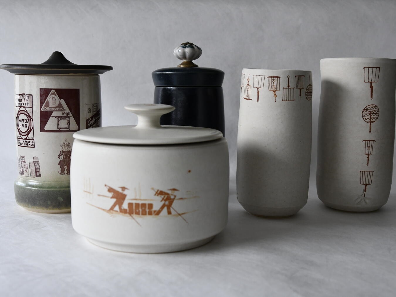 Das Niederrheinische Museum Kevelaer bietet die neuen Werke der Keramikkünstlerin Angelika Jansen an. Foto: NMK