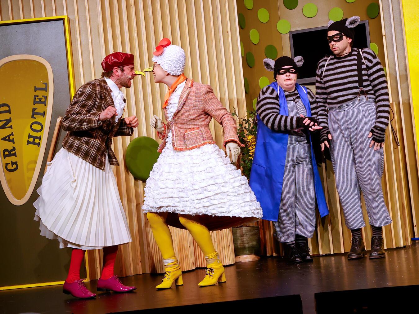 Das neue Spielzeitheft
des Kulturbüros ist da Das Programm bietet etwas für jeden Geschmack und jede Altersklasse. Foto: Martin Büttner