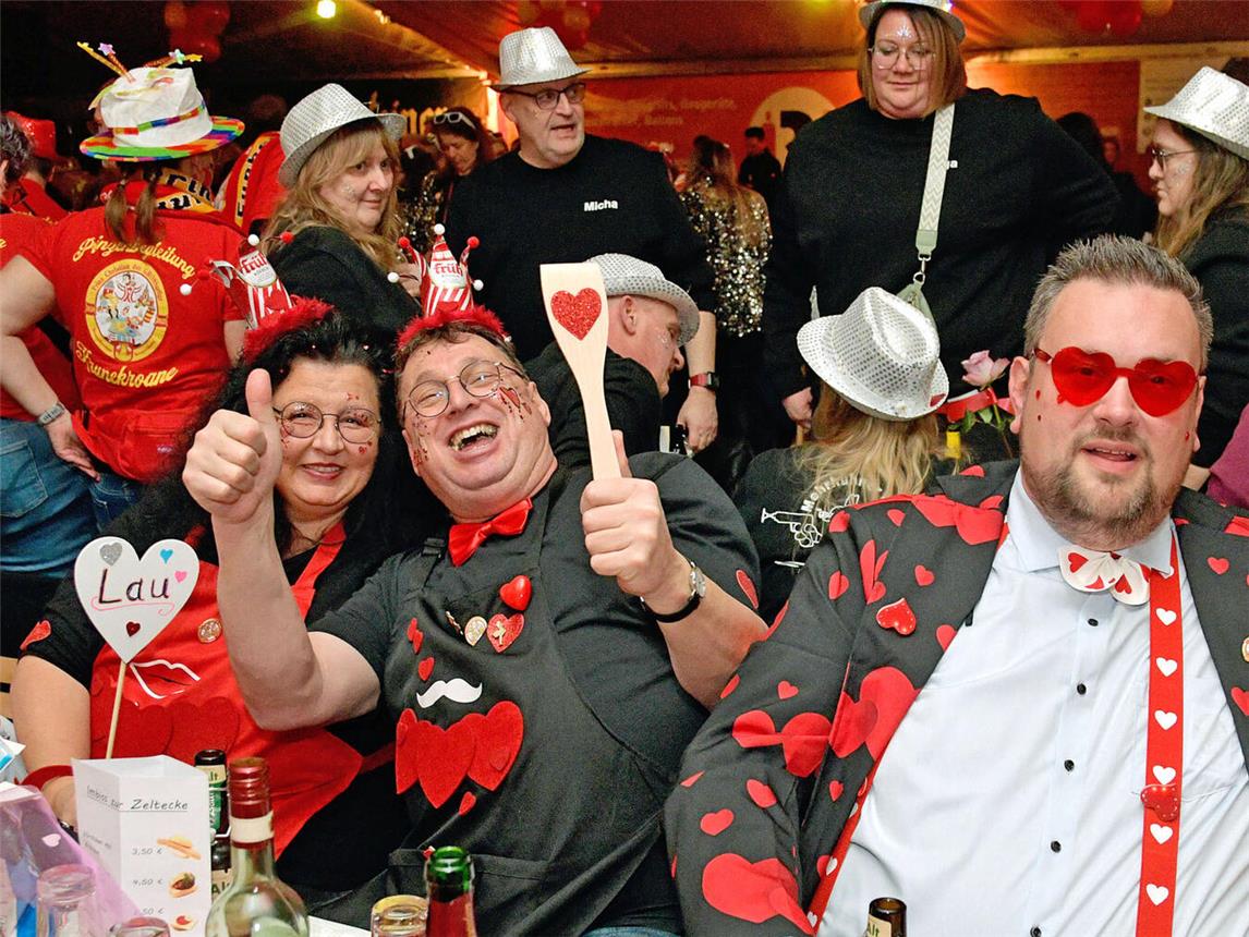 Das Publikum feierte ausgelassen mit. NN-Foto: Rüdiger Dehnen