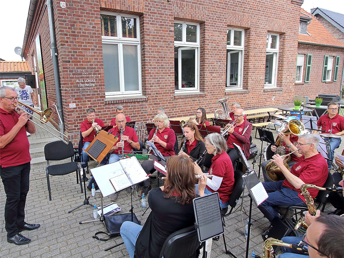 Das Rahmenprogramm konnte sich sehen und hören lassen. NN-Fotos: Theo Leie