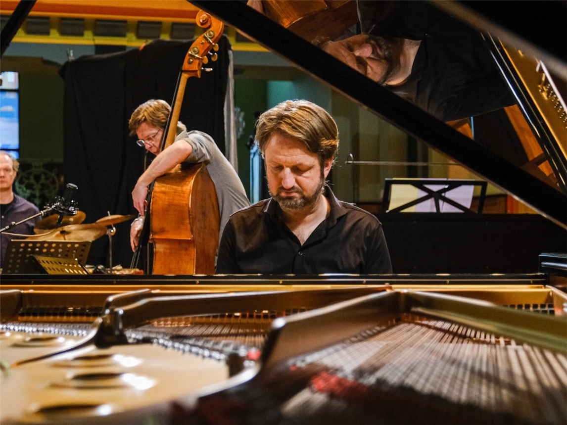 Das Rembrandt Trio bringt ihr neues Jazzalbum auf die Bühne. Foto: Rembrandt Trio 
