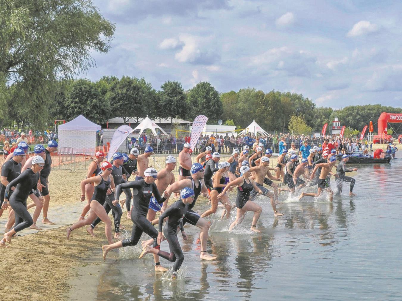 Das Schwimmen im See ist für die Sportler immer ein besonderes Erlebnis.tFoo: Archiv/privat