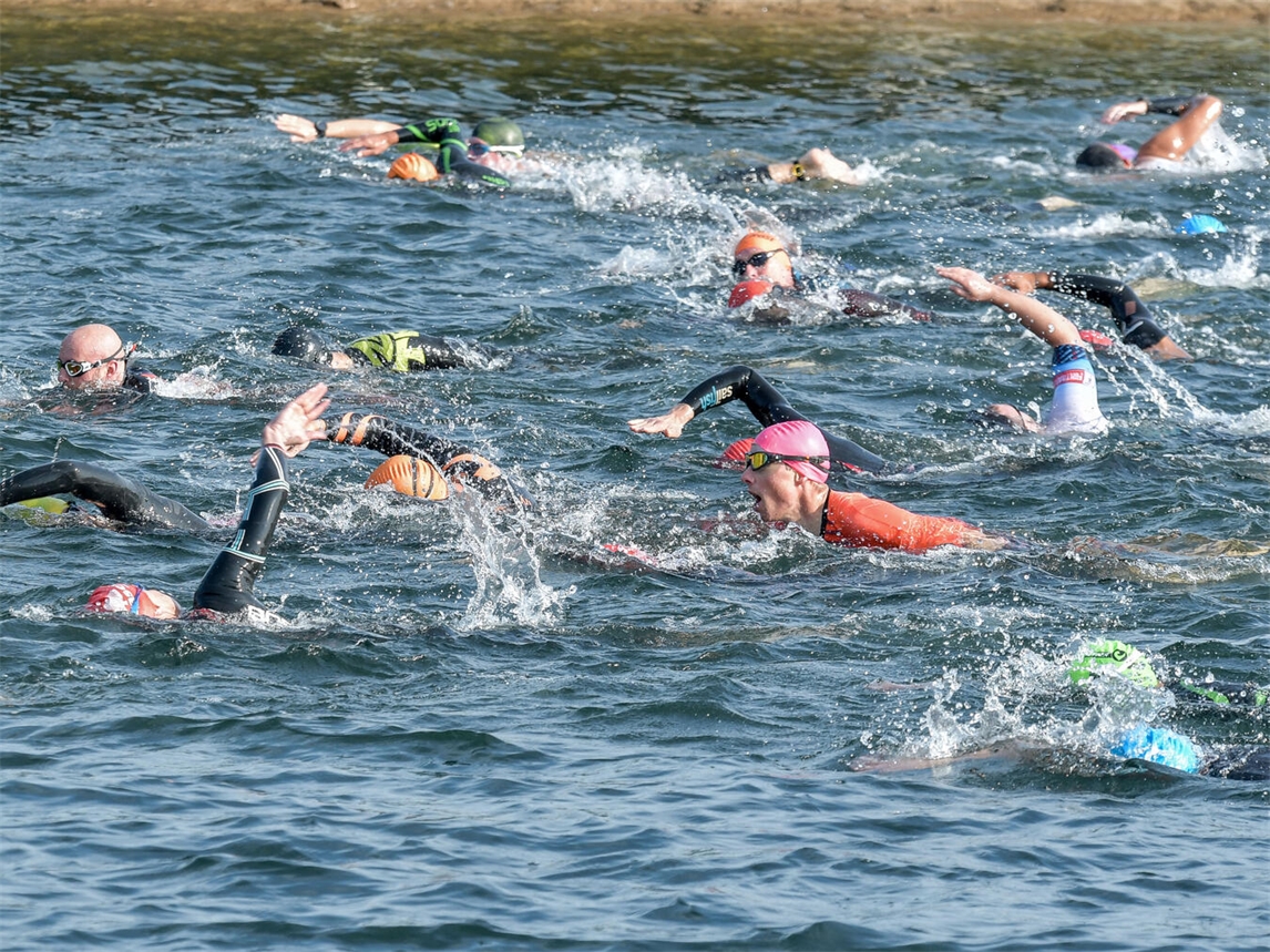 Das Schwimmen ist die erste von drei Disziplinen. NN-Archivfoto: Gerhard Seybert