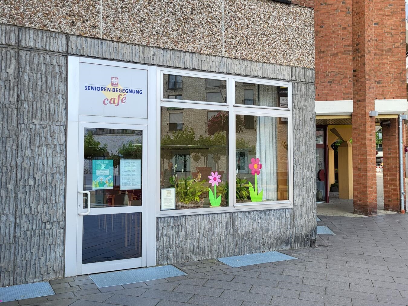 Das Seniorencafé am Neumarkt in Emmerich. NN-Foto: Michael Bühs