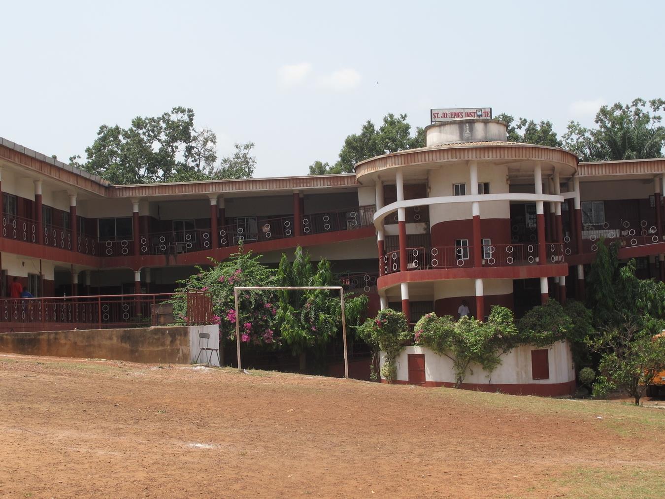 Das St. Joseph’s Institute in Enugu hat durch den Freundeskreis Nigeria bereits eine Solaranlage erhalten.Foto: privat