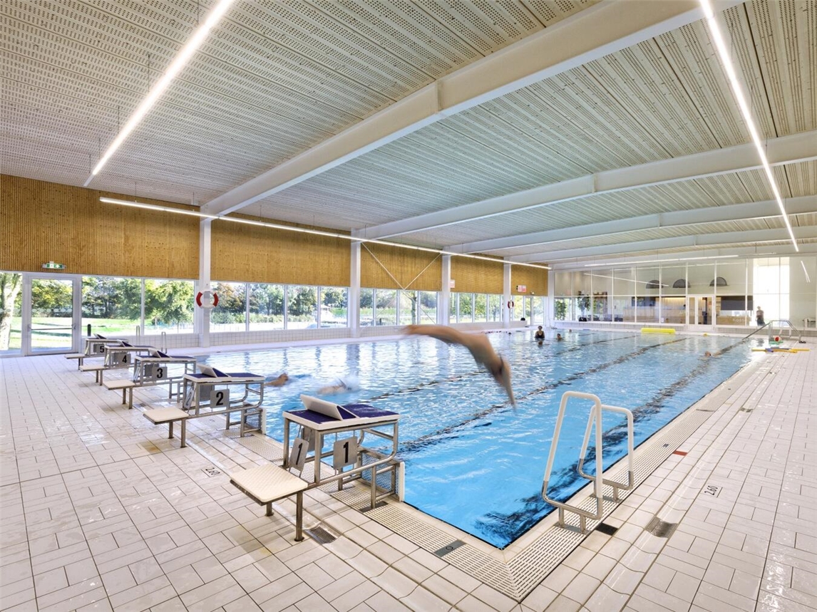 "Stadtbad Rees Kinderferienkarte Promotion, Schwimmbad im Sommer"