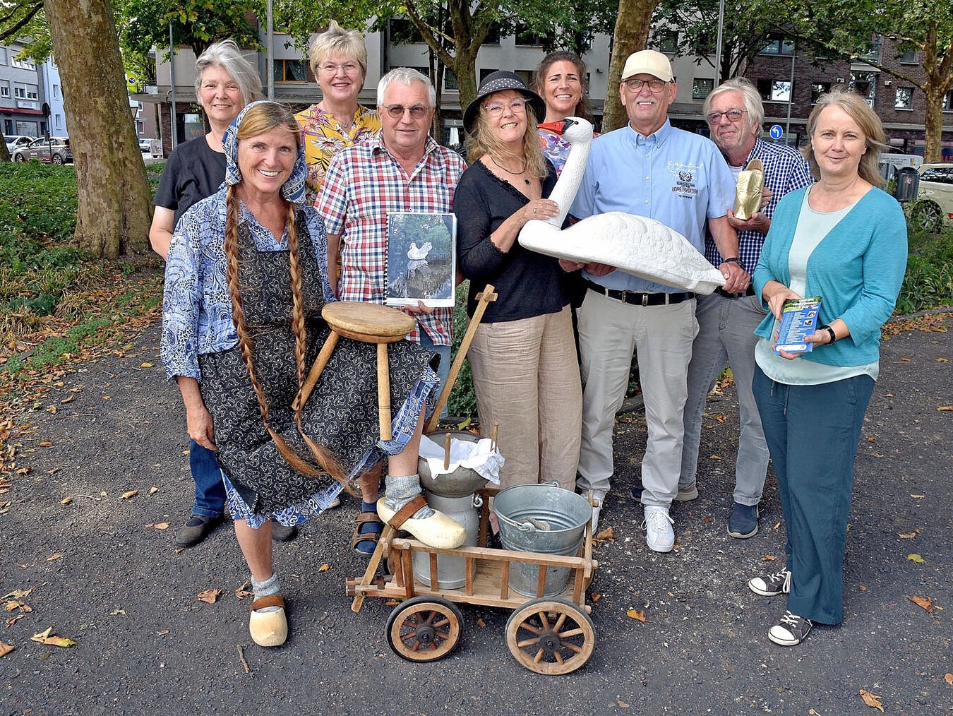Das Stadtführer-Team hält jede Menge Wissenswertes bereit. NN-Foto: Rüdiger Dehnen