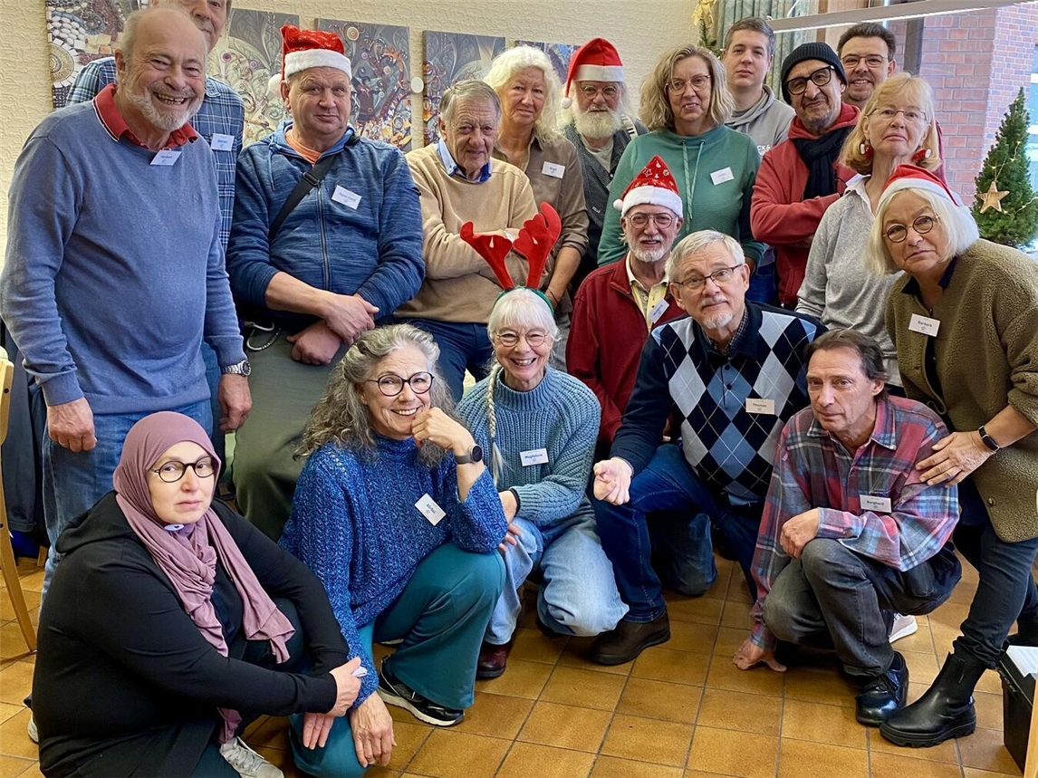 Das Team des „Repair & Kaffee“ in Emmerich. Foto: privat