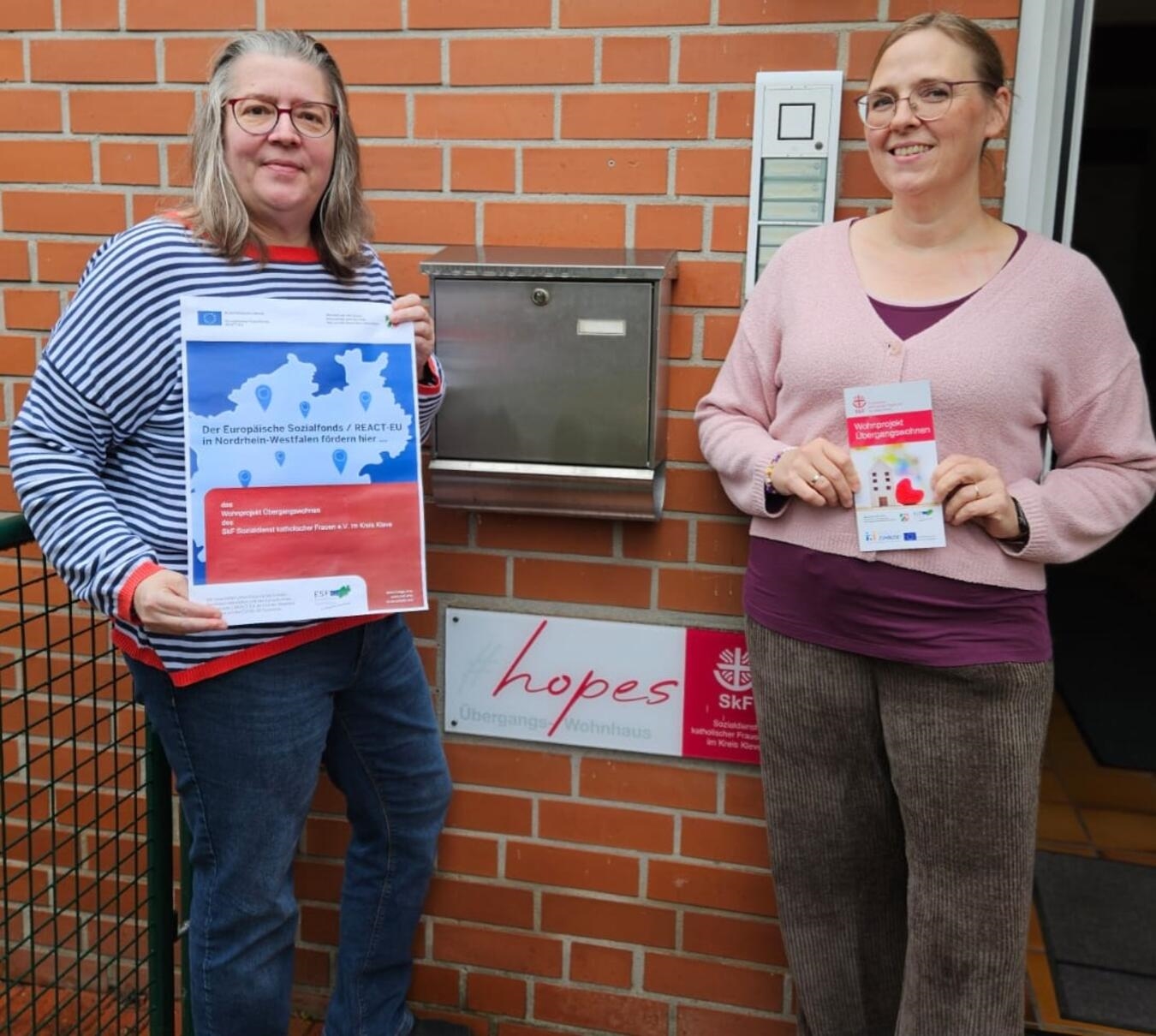 "SkF-Team freut sich über neue Wohnungen zur Unterstützung von Frauen in sozialen Notlagen"