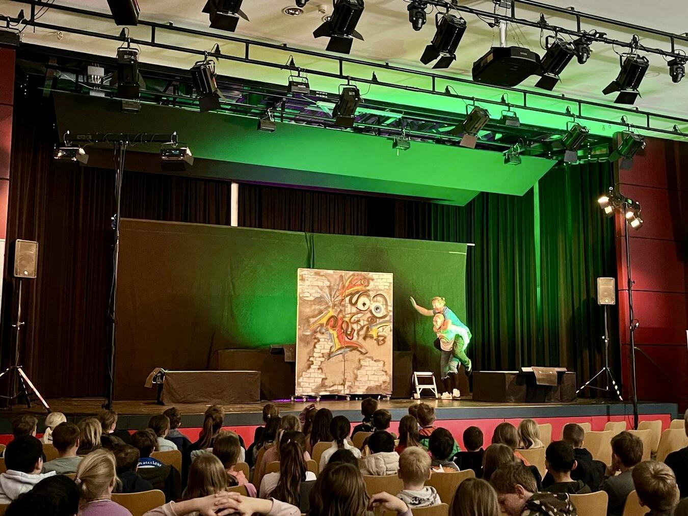 Das Theaterstück fand für die dritten und vierten Klassen statt. Foto: privat