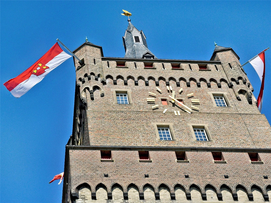 Das traditionelle Turmblasen findet am Mittwoch in Kleve statt. NN-Foto: Rüdiger Dehnen
