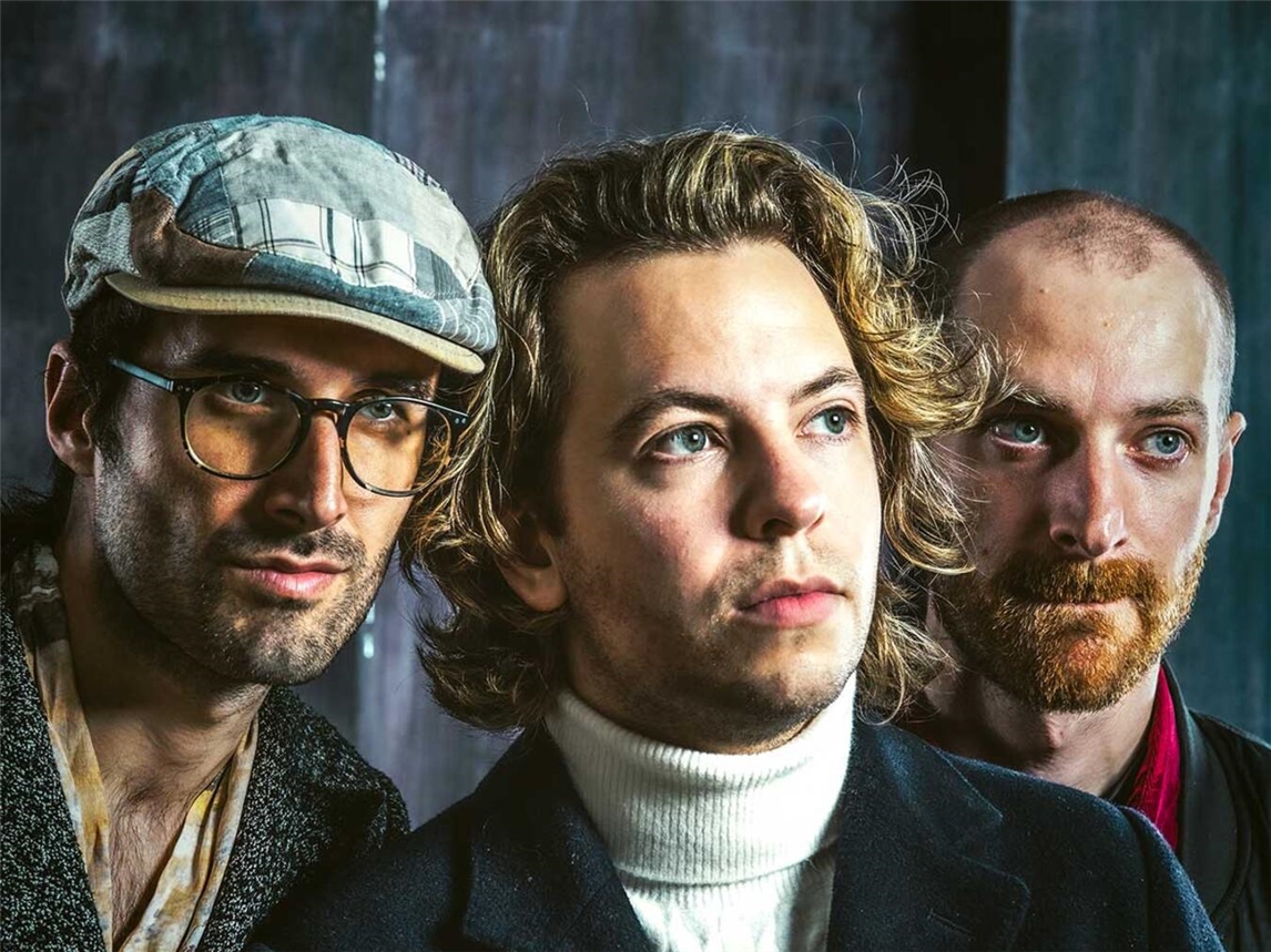 Das Trio vereint mit Jazz und Operette zwei musikalische Welten. Foto: Victor Hege 