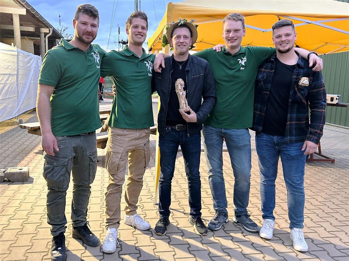 Das Wachtendonker Königsquintett: (v.l.n.r.) Pascal Druyen, Tobias Jakobs, Kevin van Beeck, Max Waerdt und Marvin Waerdt.Foto: privat