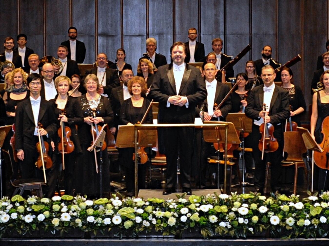 Das Wiener Neujahrskonzert 2026 mit dem Europäischen Festival Orchester erklingt in der Stadthalle Rheinberg. Foto: privat