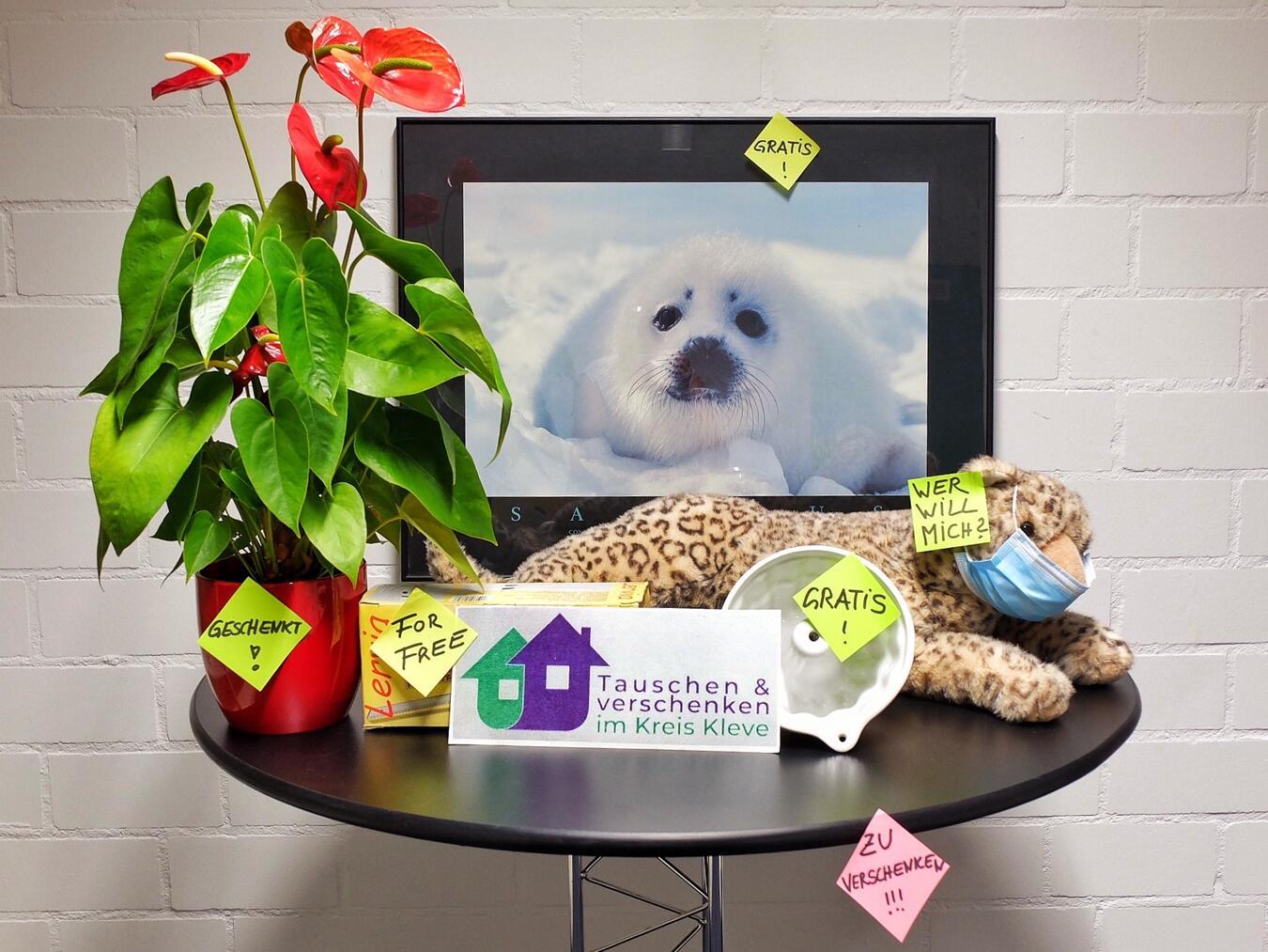 Den Tausch- und Verschenkemarkt der KKA gab es auch schon mal „live“. Er ist jederzeit online verfügbar und bietet auch die Möglichkeit, Märkte und Aktivitäten im Terminkalender kostenlos und ohne Registrierung zu veröffentlichen. Foto: KKA