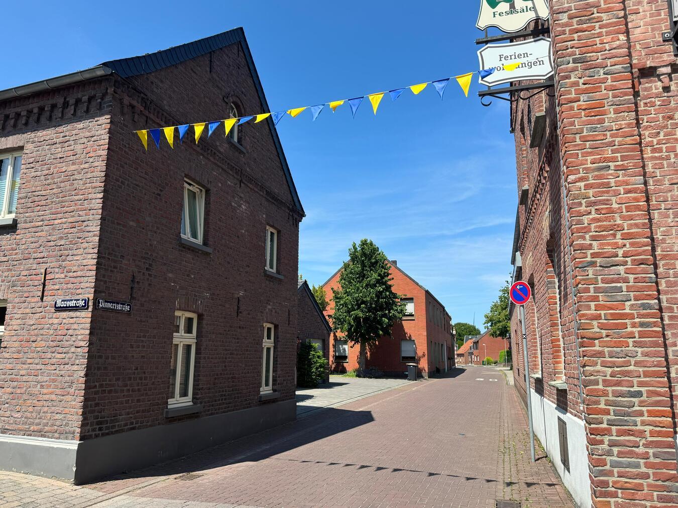 Der Abschnitt der Pinnertstraße an der Maasstraße wird im zweiten Bauabschnitt gesperrt.Foto: Stadt Geldern/Gossens