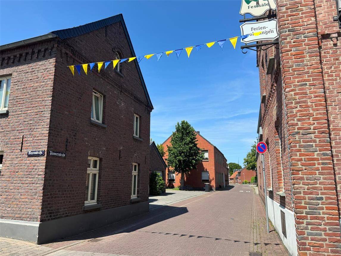 Der Abschnitt der Pinnertstraße an der Maasstraße wird im zweiten Bauabschnitt gesperrt.Foto: Stadt Geldern/Gossens