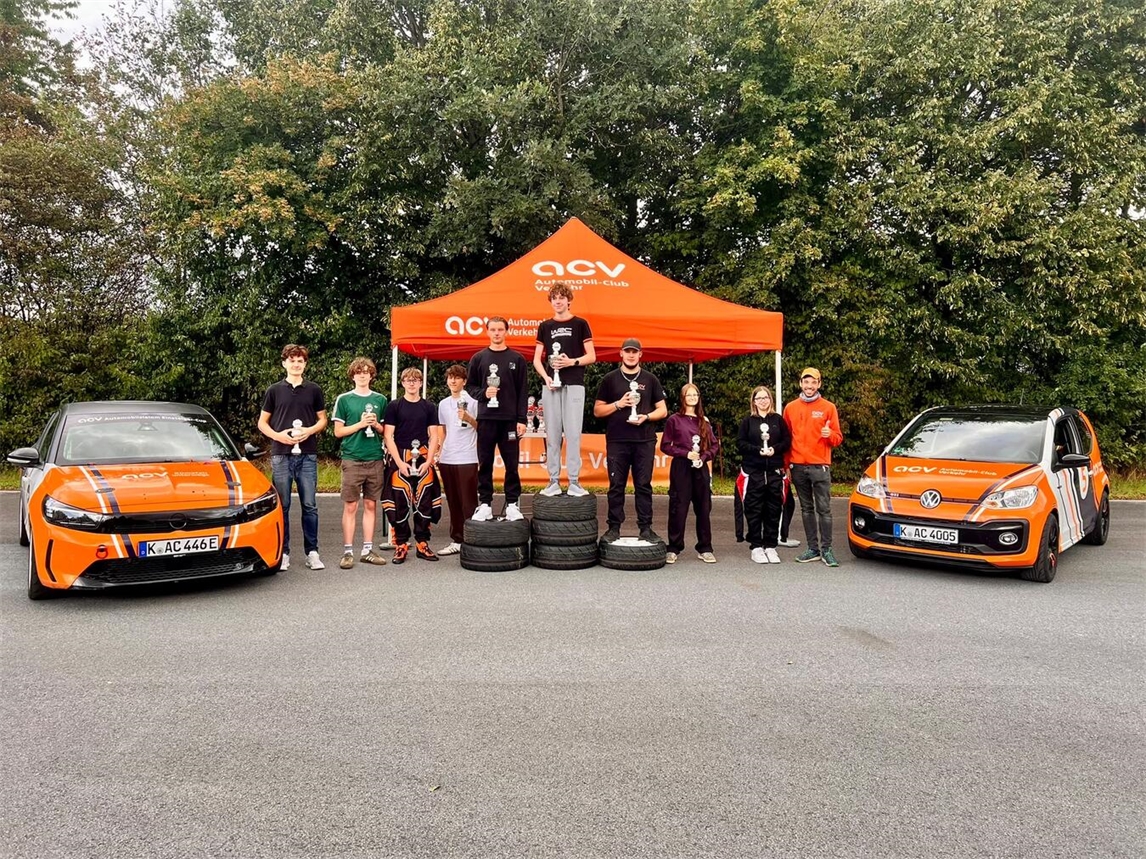 "ACV OC Niederrhein veranstaltet 3. Cup-Lauf Region West, Motorsport-Event"