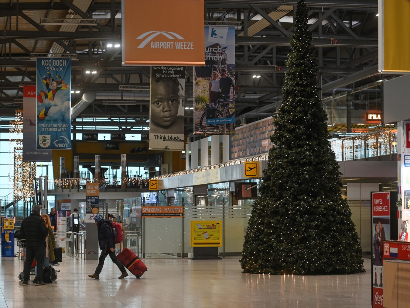 Der Airport Weeze startet mit einem erweiterten Angebot in die Weihnachtsreisezeit. Foto: Markus van Offern/Airport Weeze