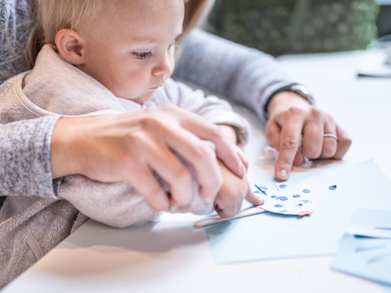 Der Babysitterkurs ist für Jugendliche ab 14 Jahren gedacht. Foto: Bildungsforums Kleve