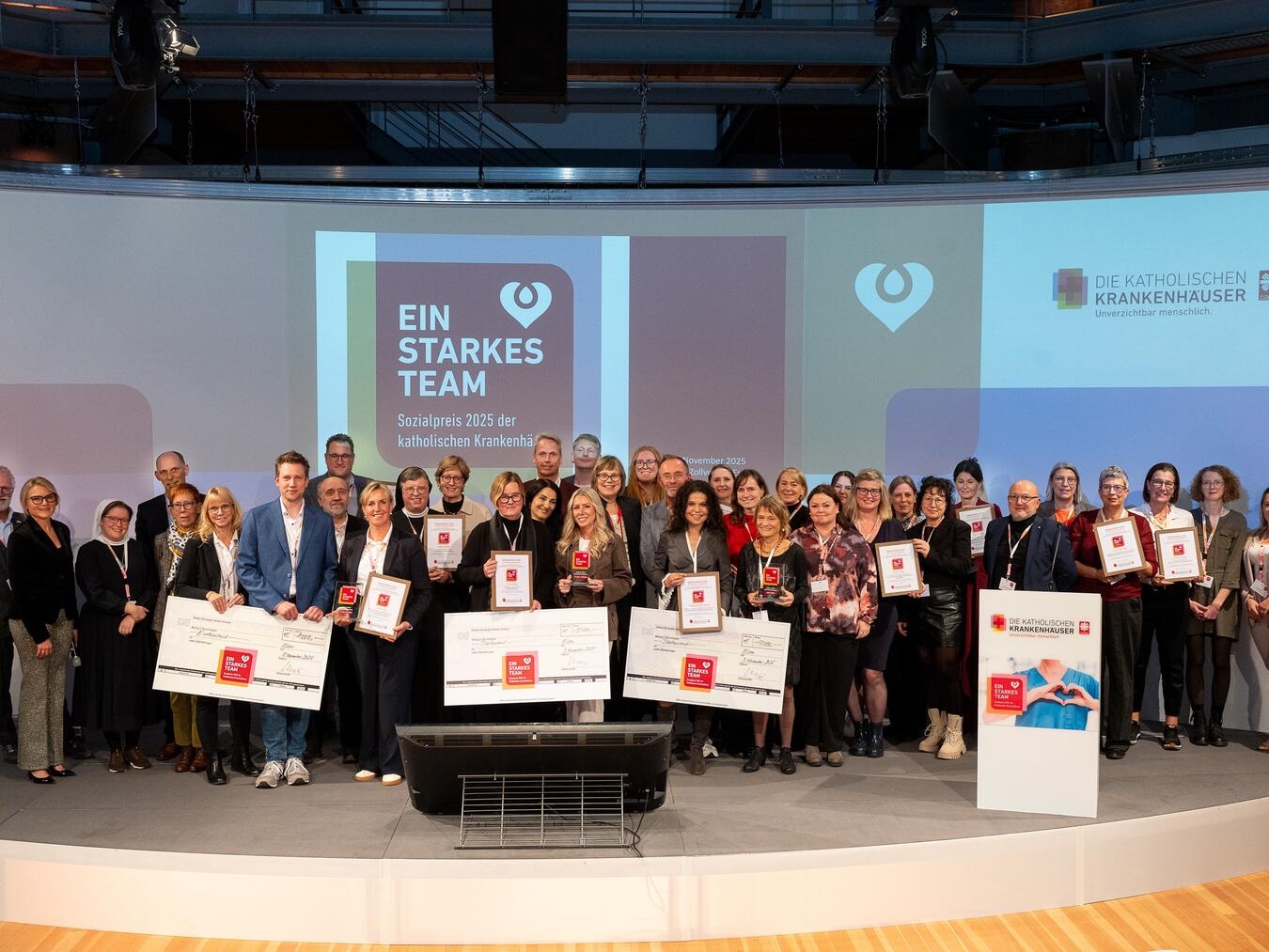 Der Bunte Kreis Kleverland überzeugte die Jury mit seinem beispielhaften Einsatz für Familien mit schwer oder chronisch kranken Kindern.Foto: Achim Pohl 