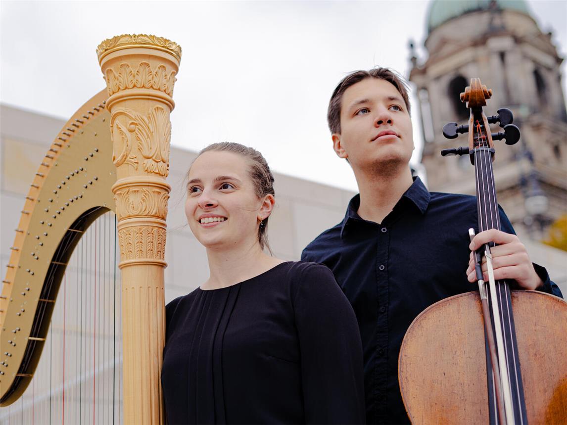 Der Cellist Michael Wehrmeyer und die Harfenistin Johanna Dorothea Görißen. Foto: Taewook Ahn