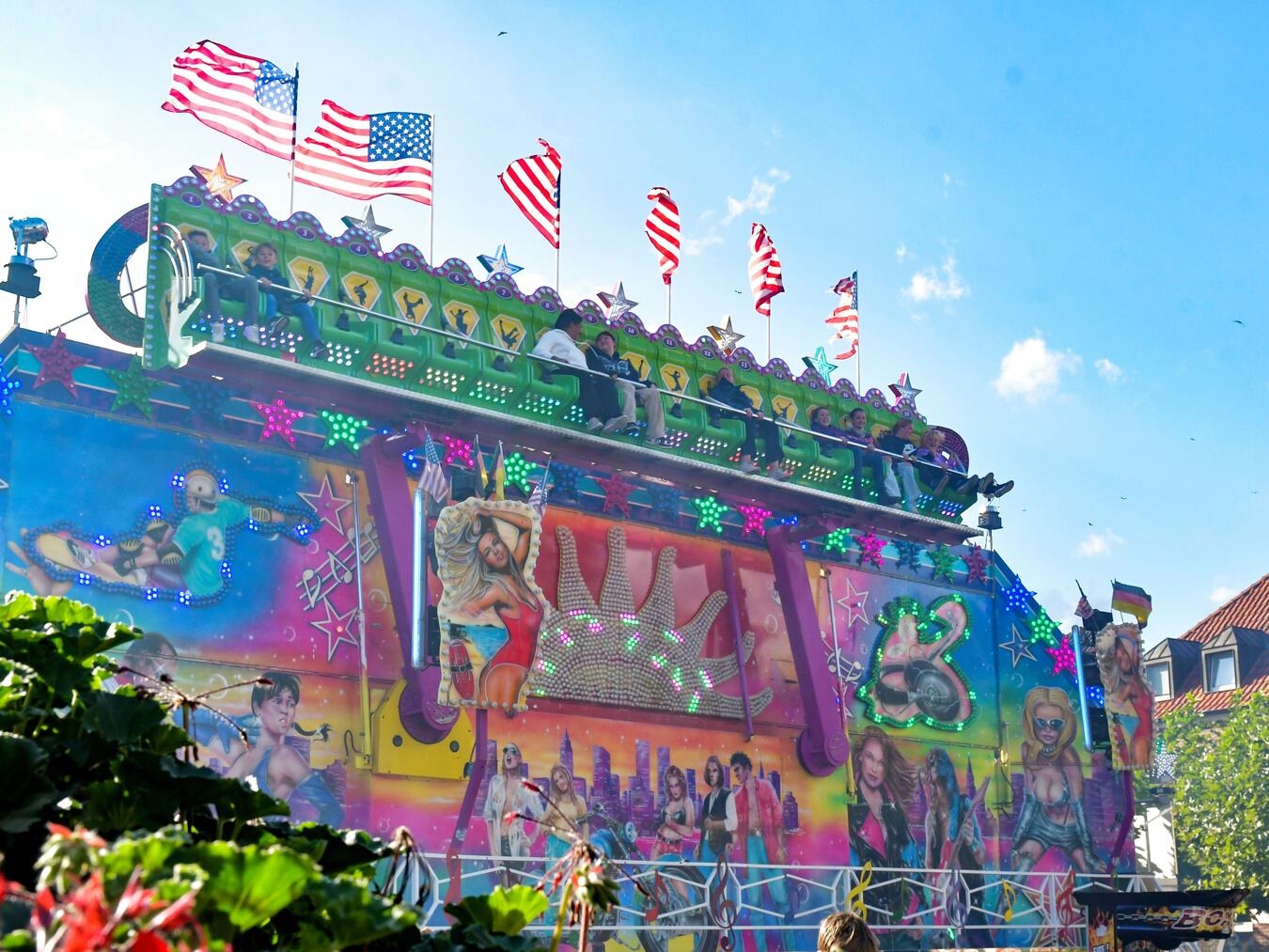 Spaß für Jung und Alt auf
der Uedemer Fliegenkirmes Der Crazy-Dancer kehrt 2025 nach Uedem zurück. NN-Foto: G. Seybert
