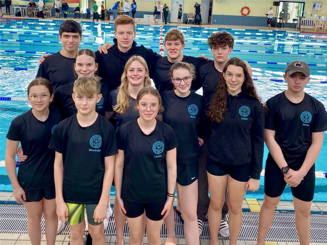 Der CSV Kleve war mit insgesamt 15 Athleten beim Wettkampf des Duisburger Schwimmteams im Schwimmstadion Duisburg vertreten. Foto: CSV Kleve 1910 
